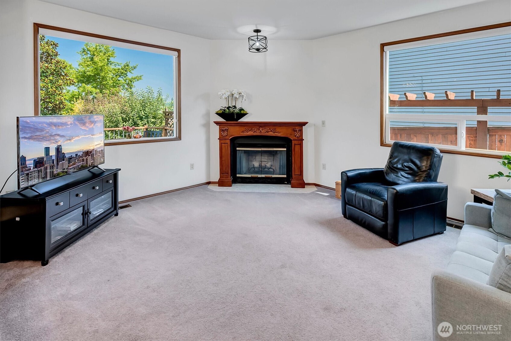 2403 238th Place Property Photo 12