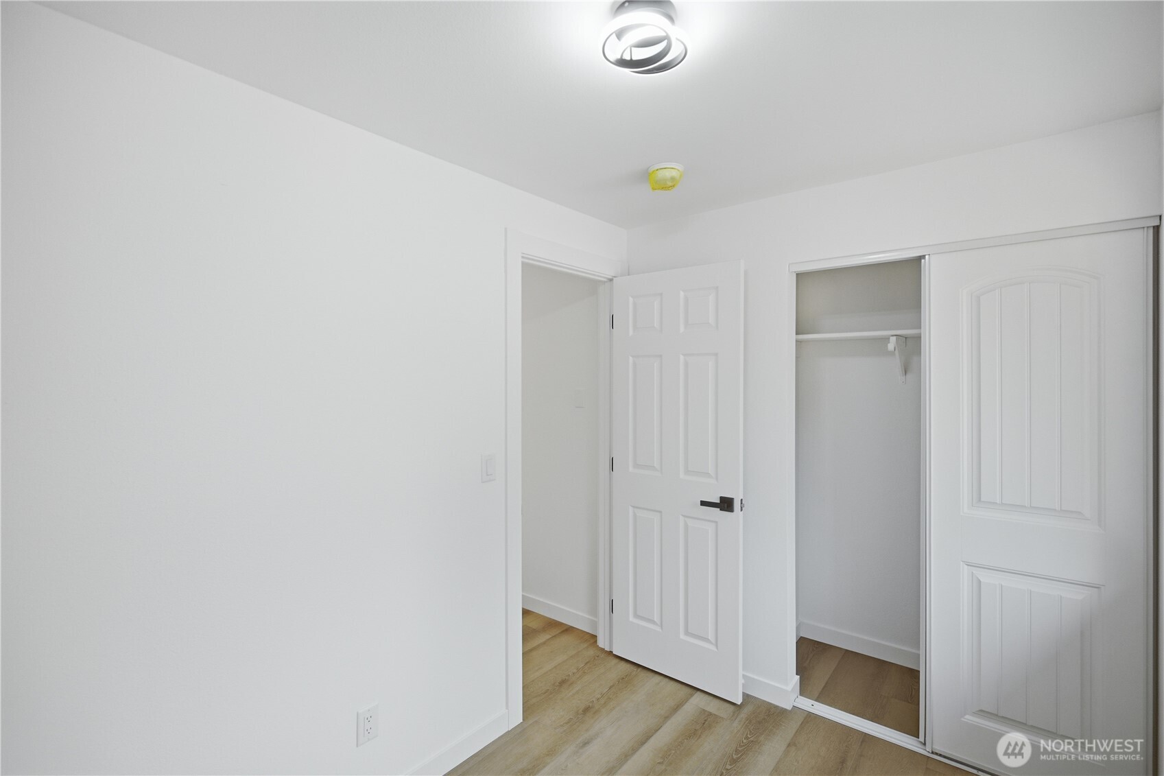 8829 Skokomish Way Property Photo 28