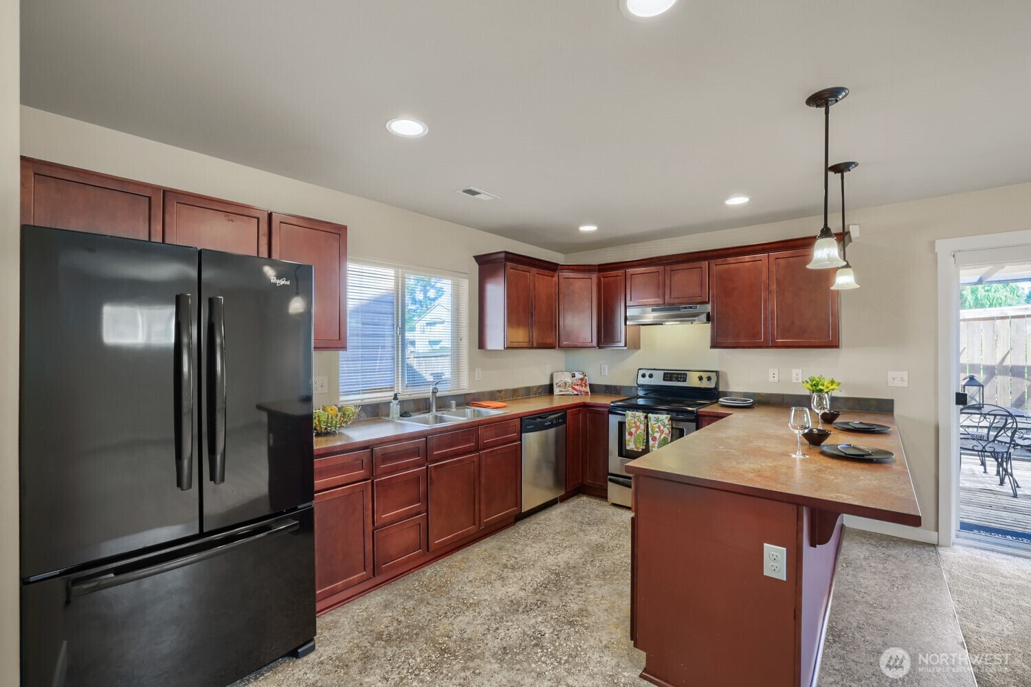 2405 192nd Place Property Photo 7