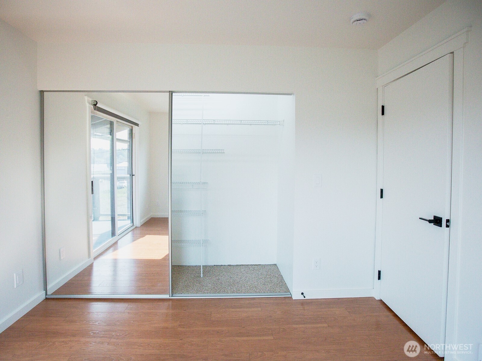 250 Tucker Avenue 18 Property Photo 9