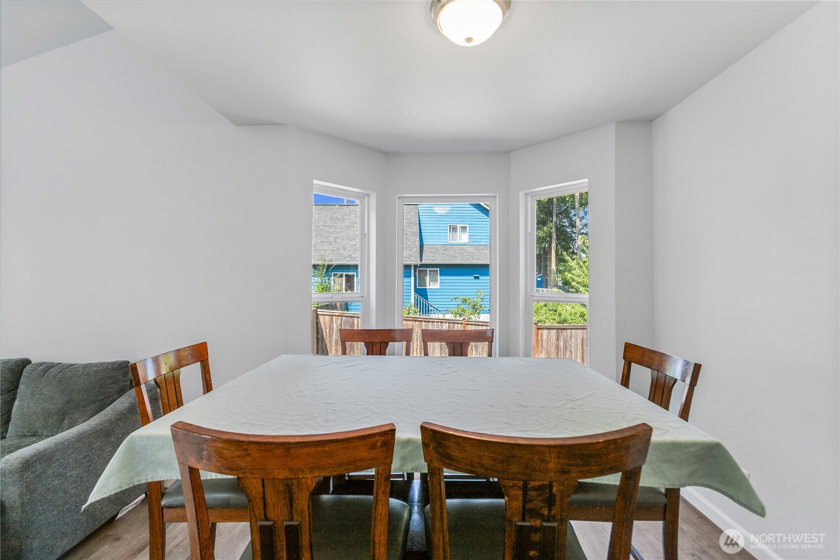 9192 Harrow Place Property Photo 6