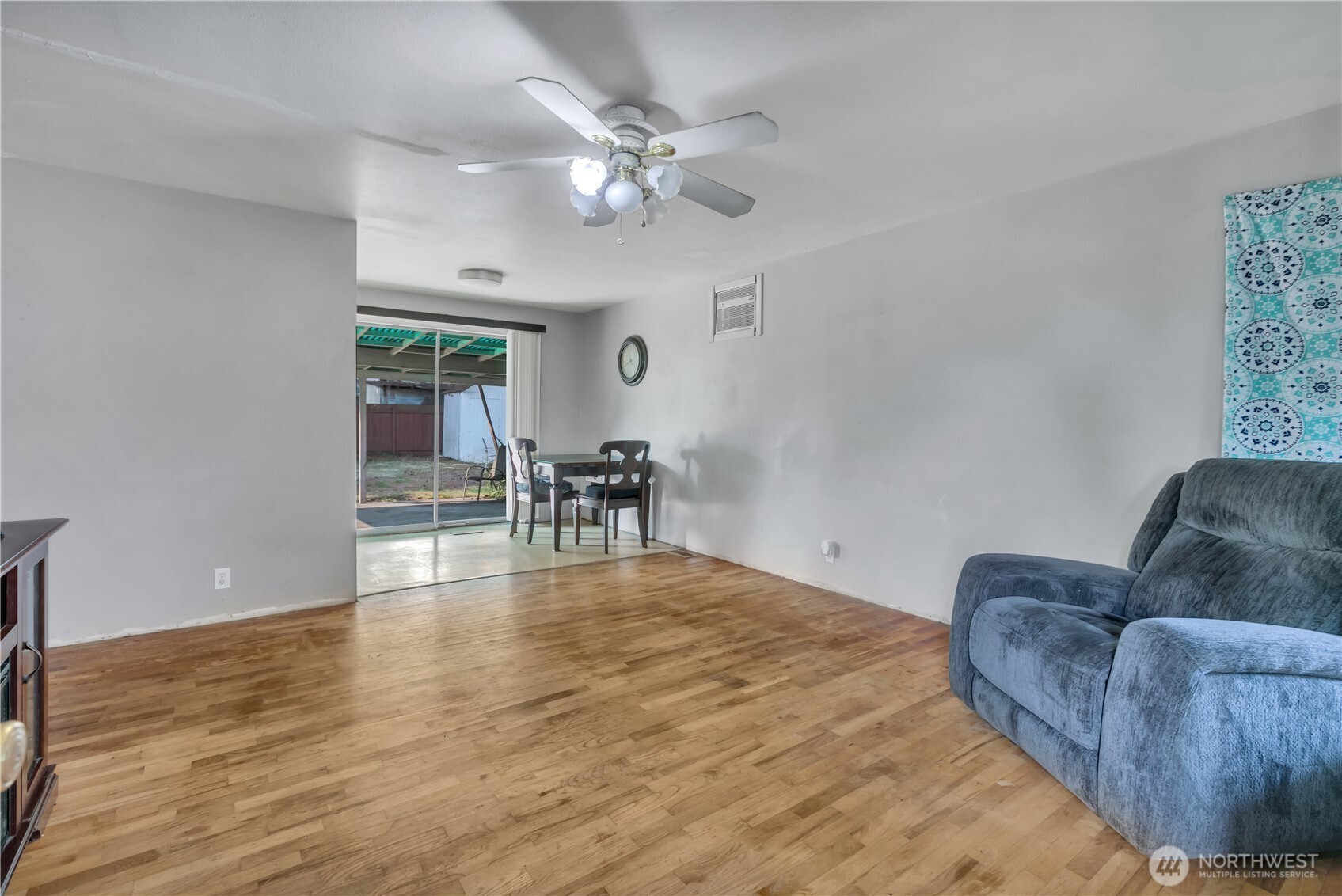 608 24th Street Property Photo 5