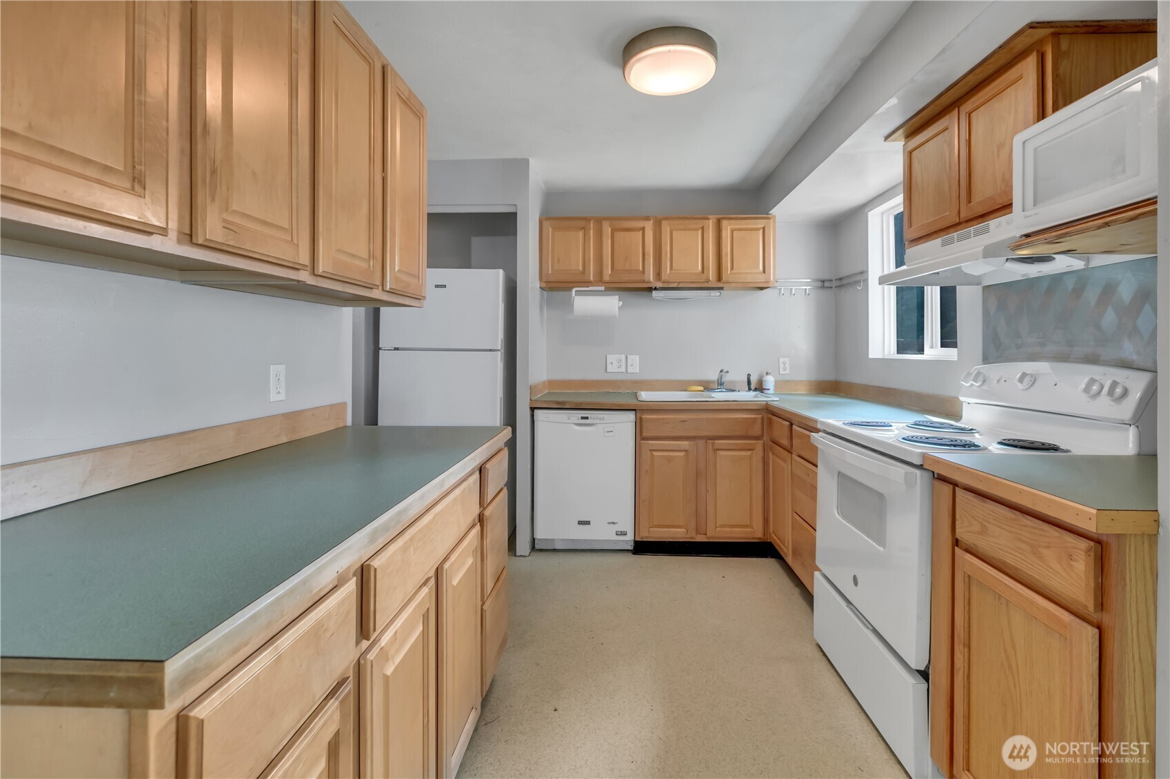 608 24th Street Property Photo 11
