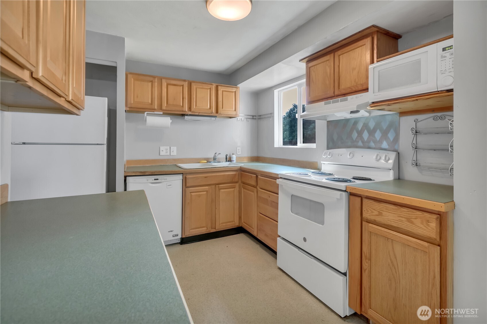 608 24th Street Property Photo 13