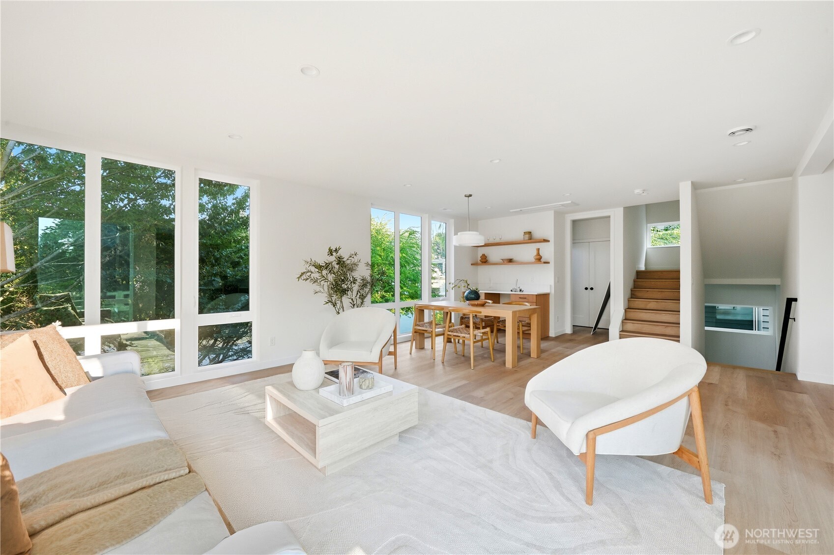 5301 49th Avenue Property Photo 10
