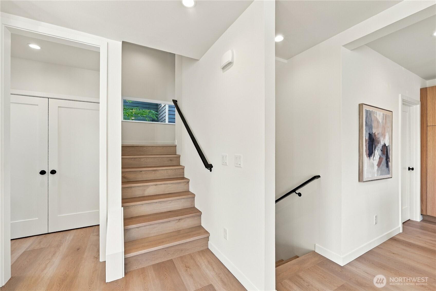 5301 49th Avenue Property Photo 17