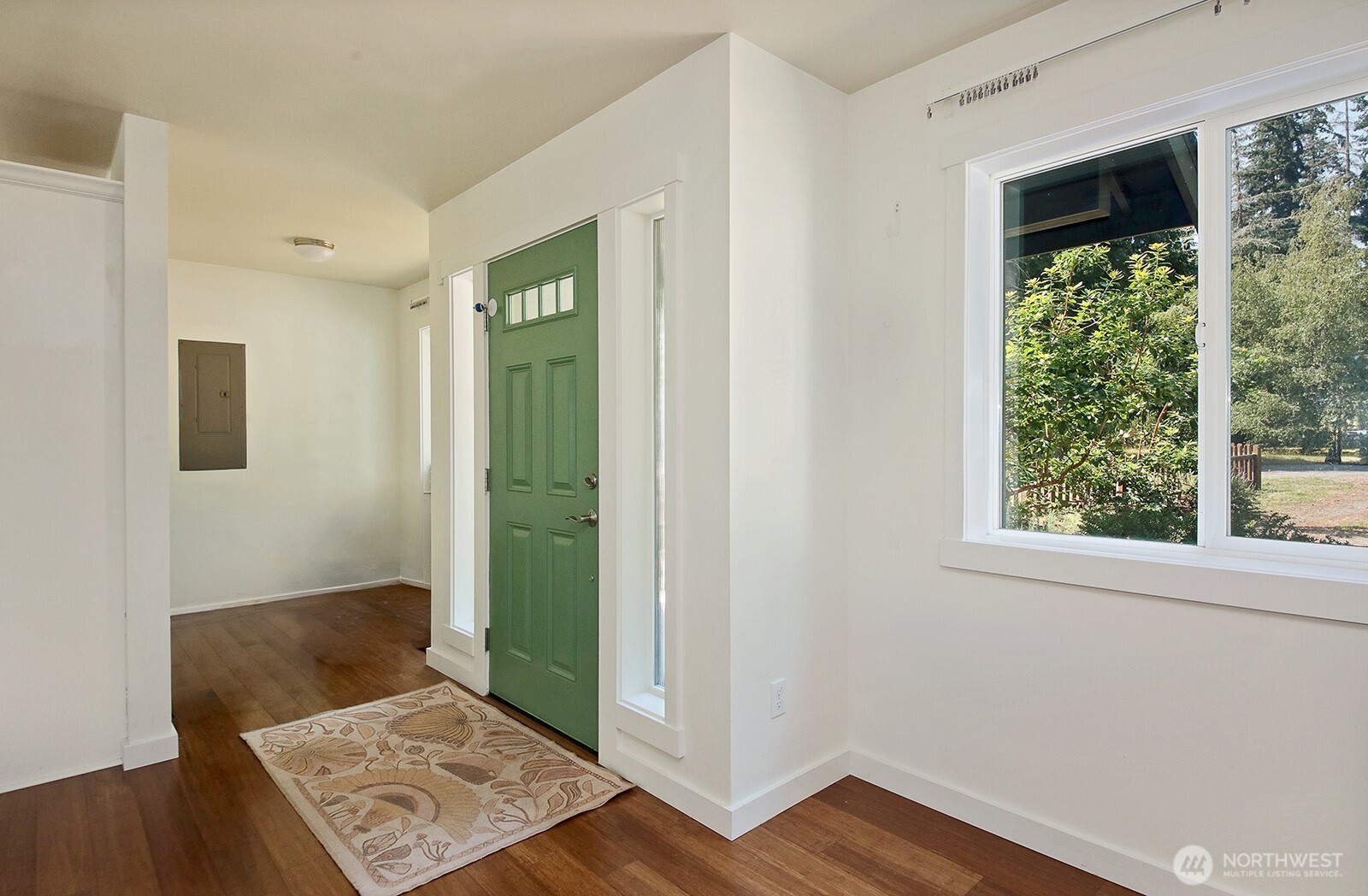 4194 Moorland Place Property Photo 4