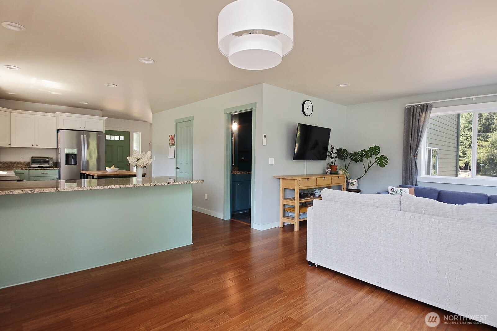 4194 Moorland Place Property Photo 11