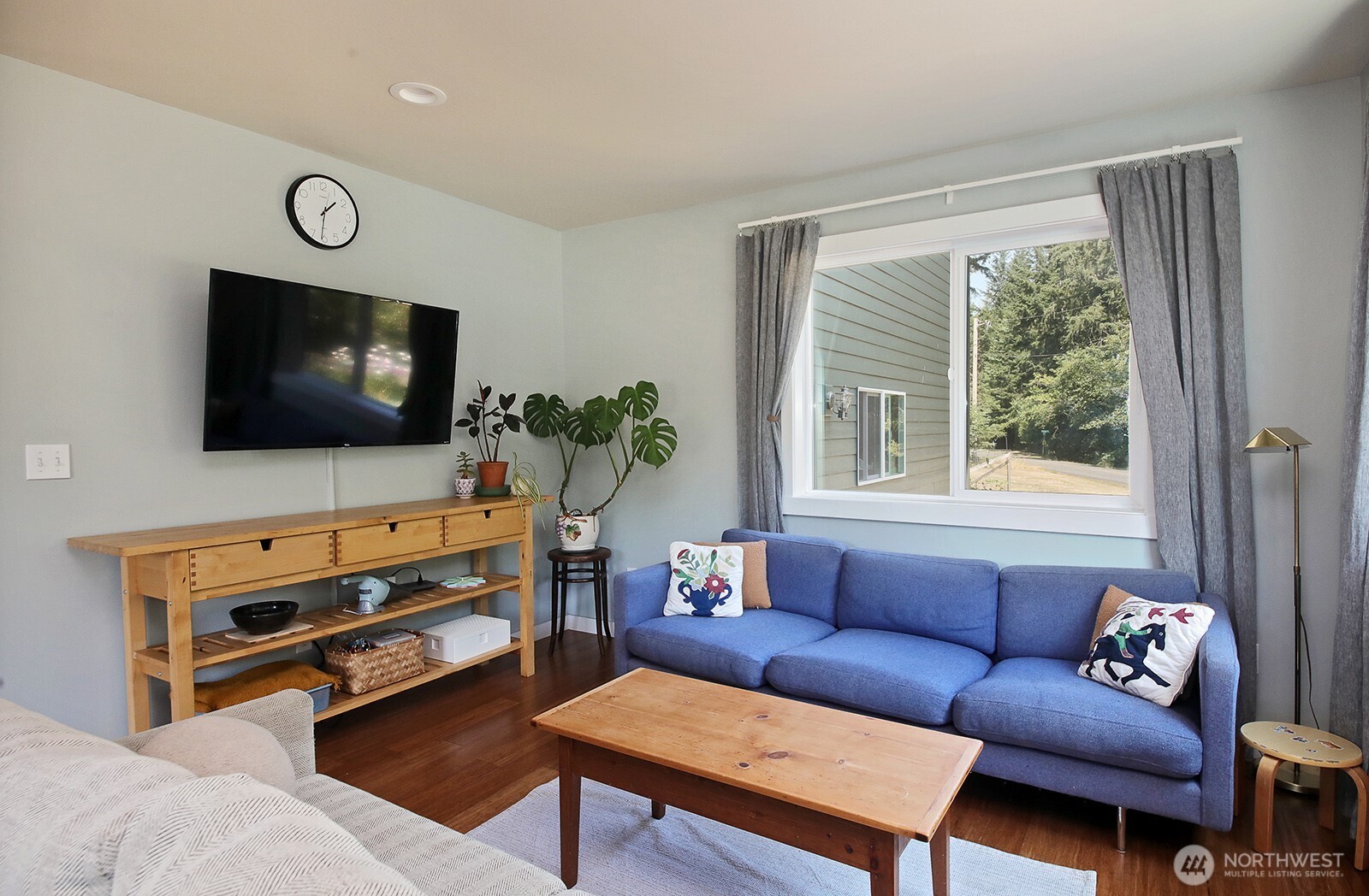4194 Moorland Place Property Photo 14