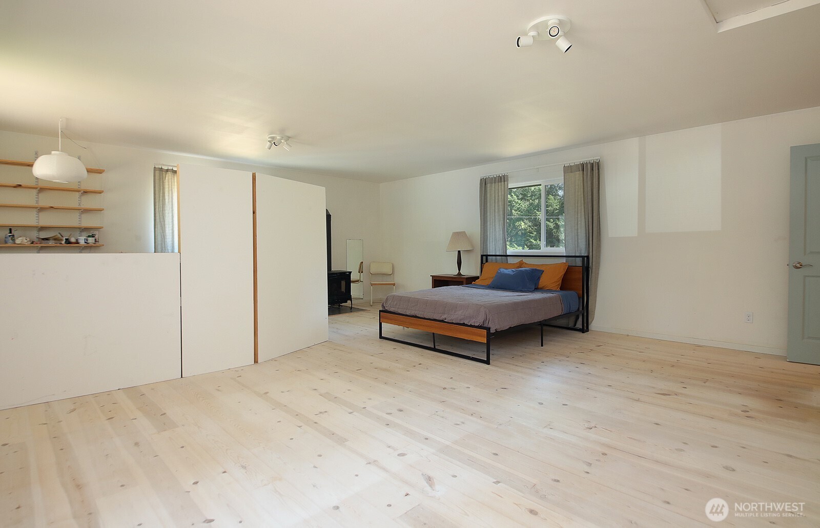 4194 Moorland Place Property Photo 19
