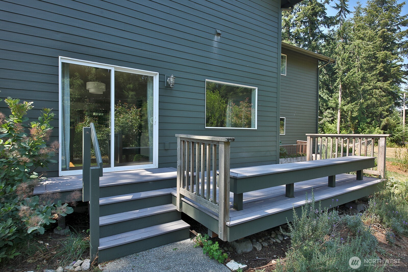 4194 Moorland Place Property Photo 34