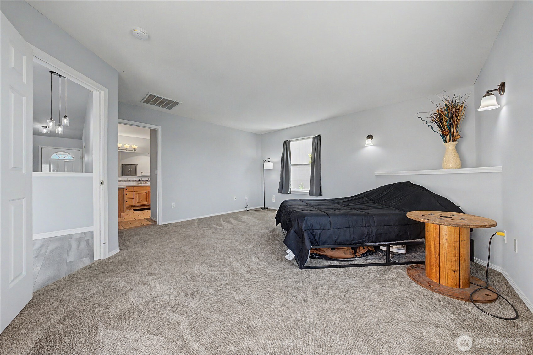 909 W Windrose Drive Property Photo 17