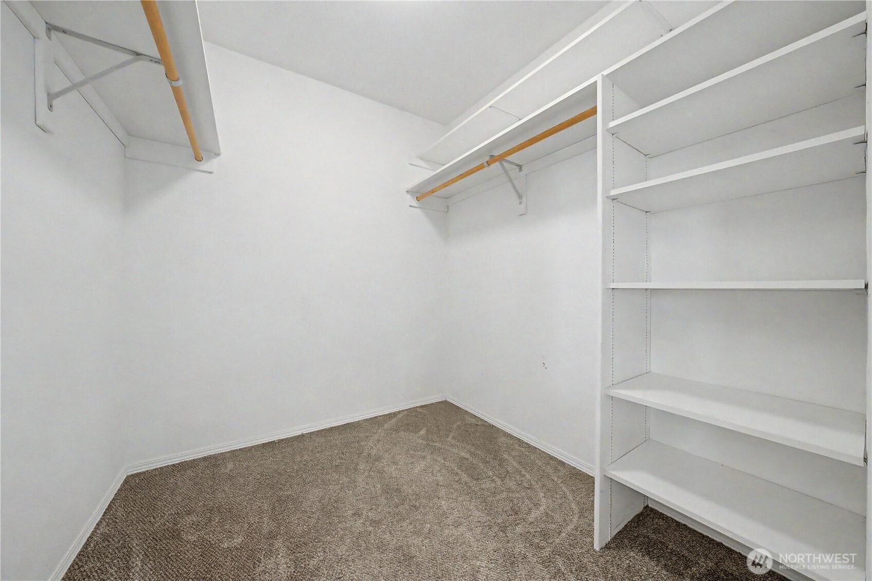 909 W Windrose Drive Property Photo 22