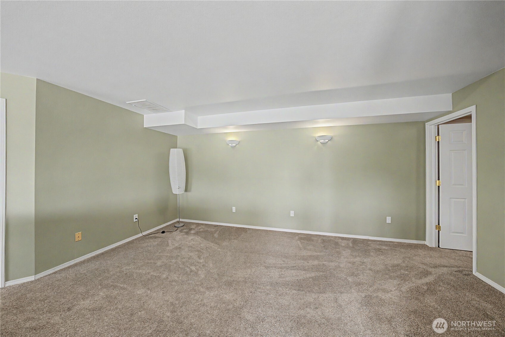 909 W Windrose Drive Property Photo 26