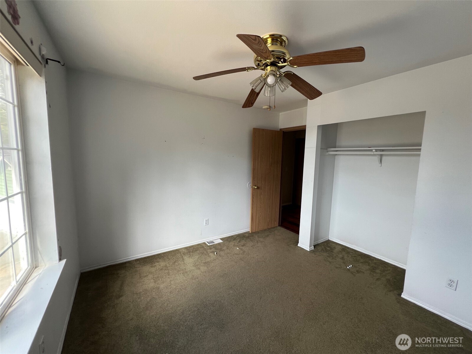 19528 71st Avenue Property Photo 10