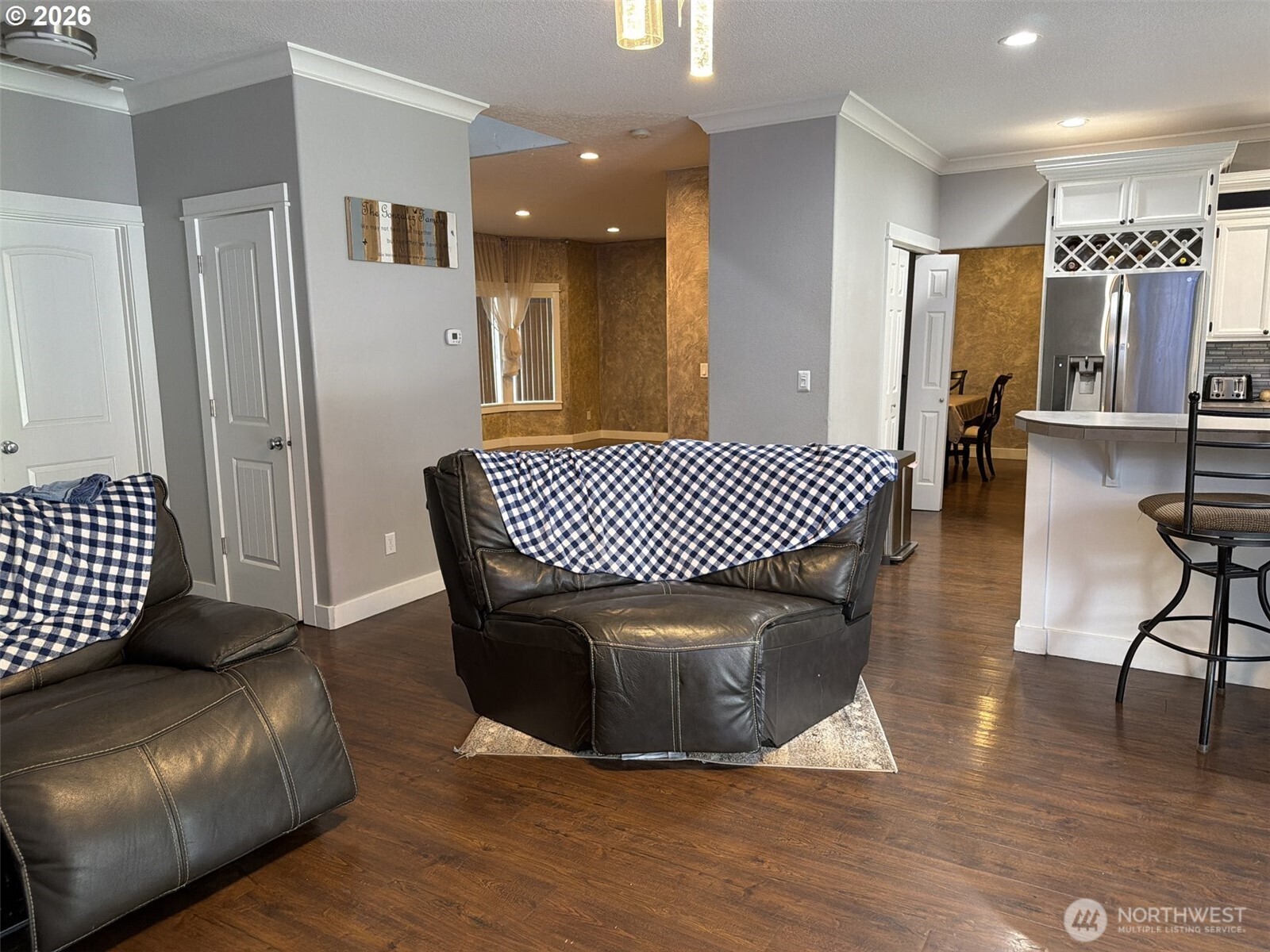 3709 Ne 98th Street Property Photo 6