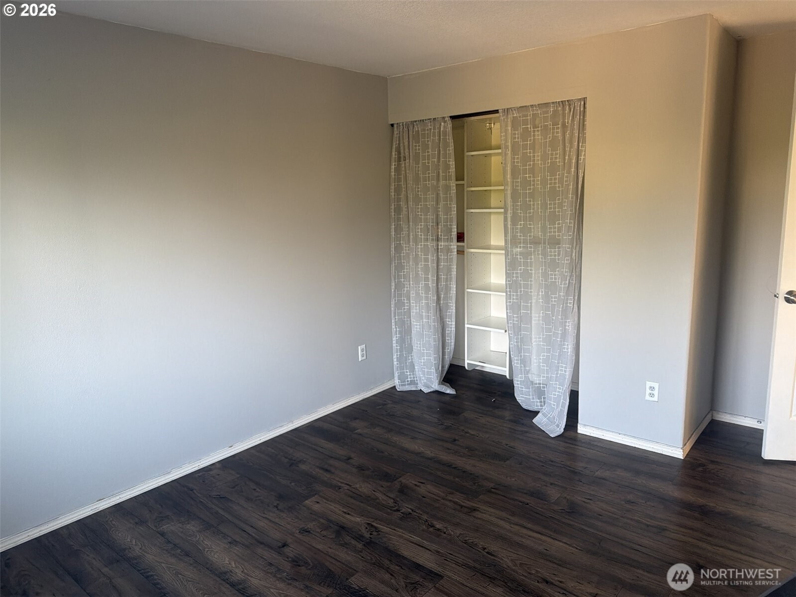 3709 Ne 98th Street Property Photo 12