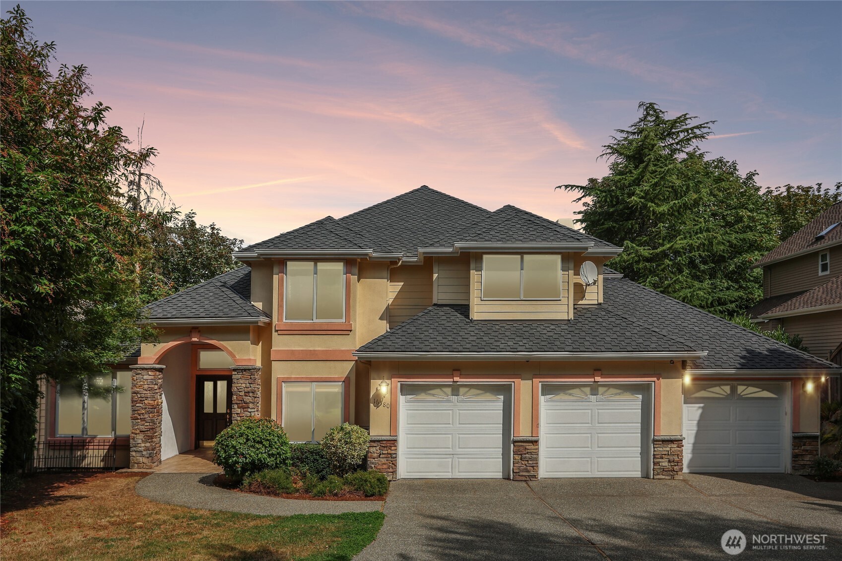 16580 Se 58th Place Property Photo 1
