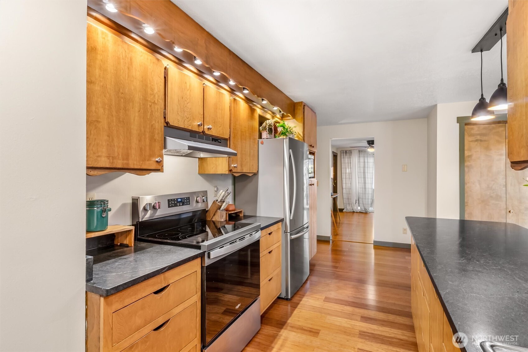 28802 Fern Bluff Road Property Photo 9