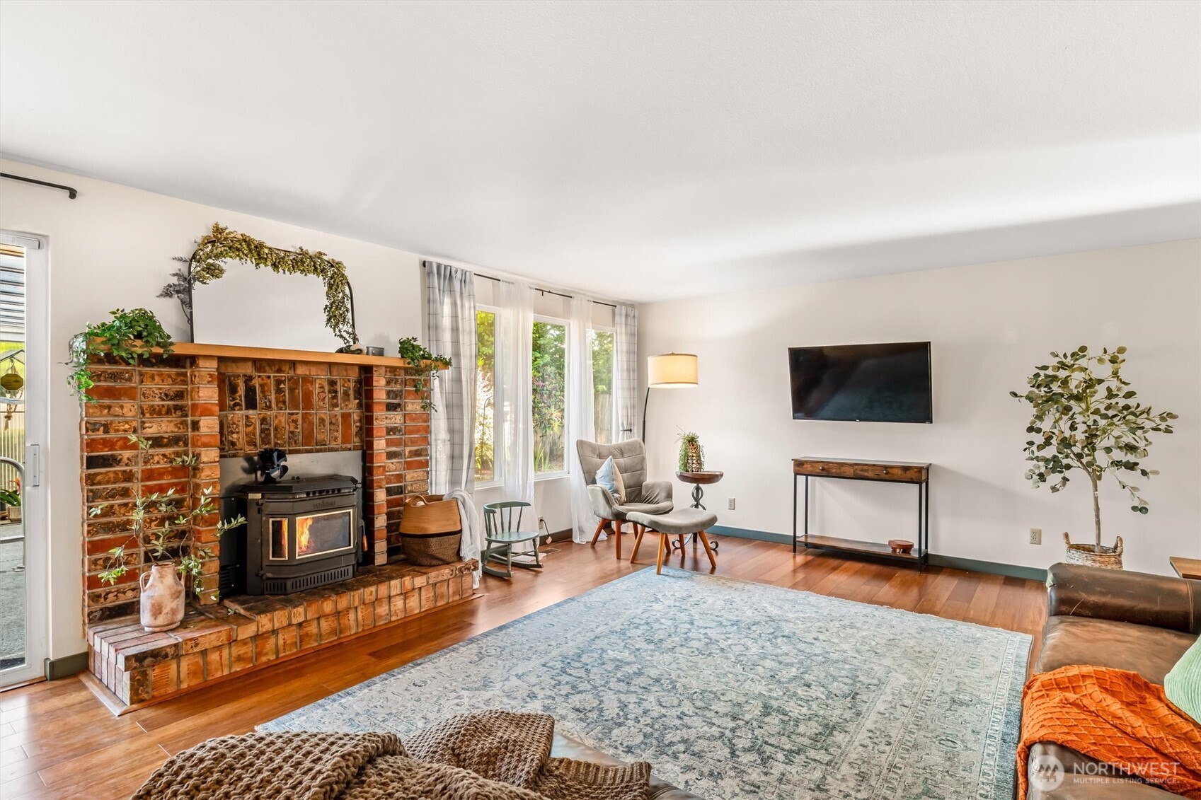 28802 Fern Bluff Road Property Photo 11