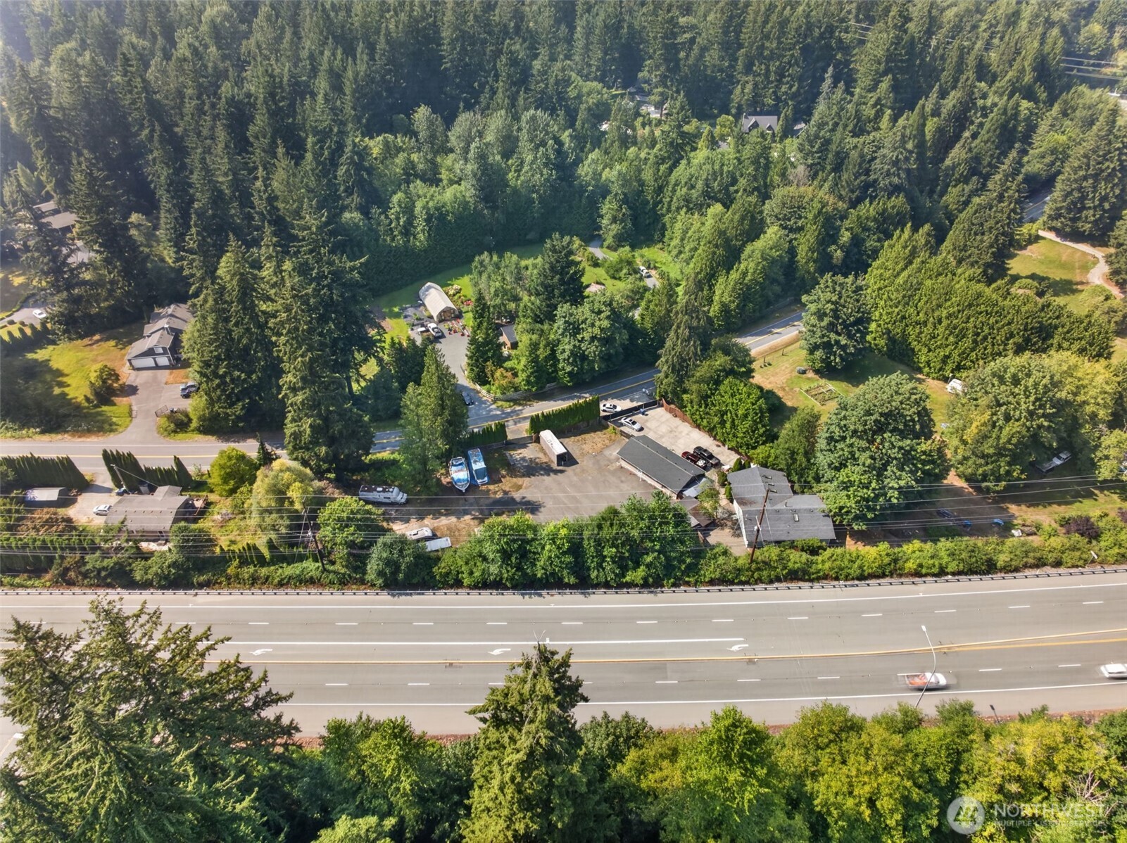 18701 Snohomish Avenue Property Photo 2
