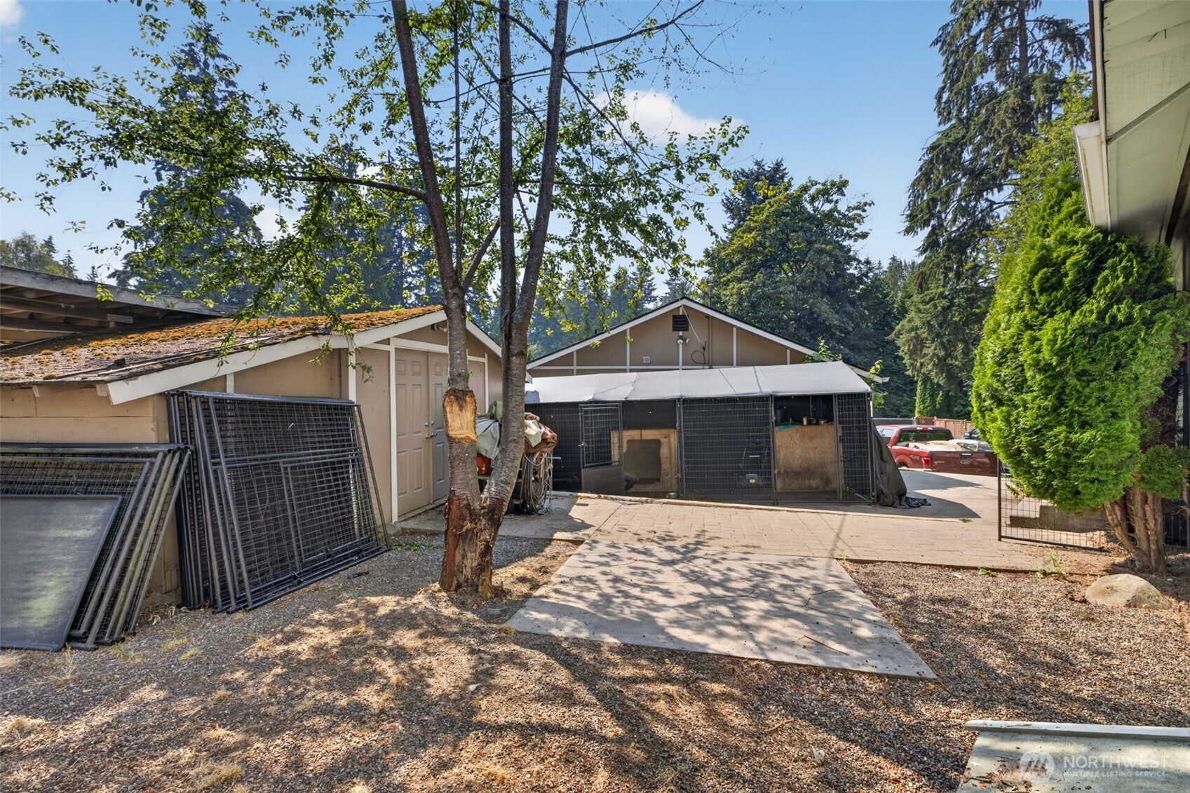 18701 Snohomish Avenue Property Photo 12