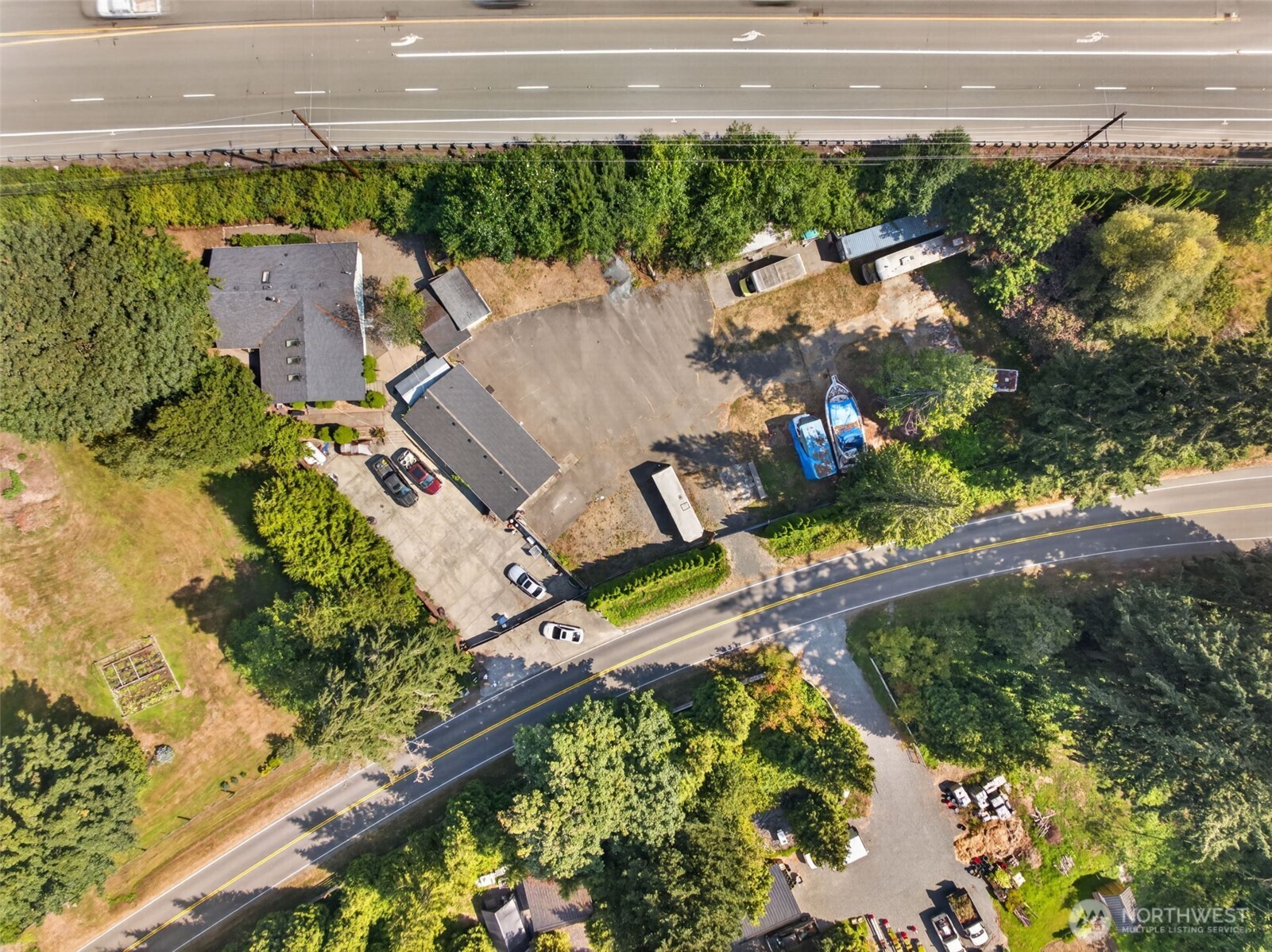 18701 Snohomish Avenue Property Photo 14