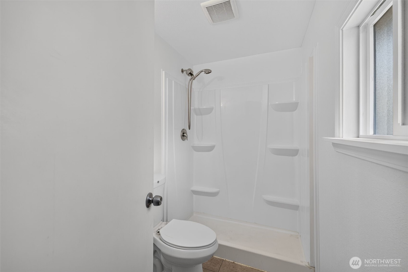 18701 Snohomish Avenue Property Photo 23