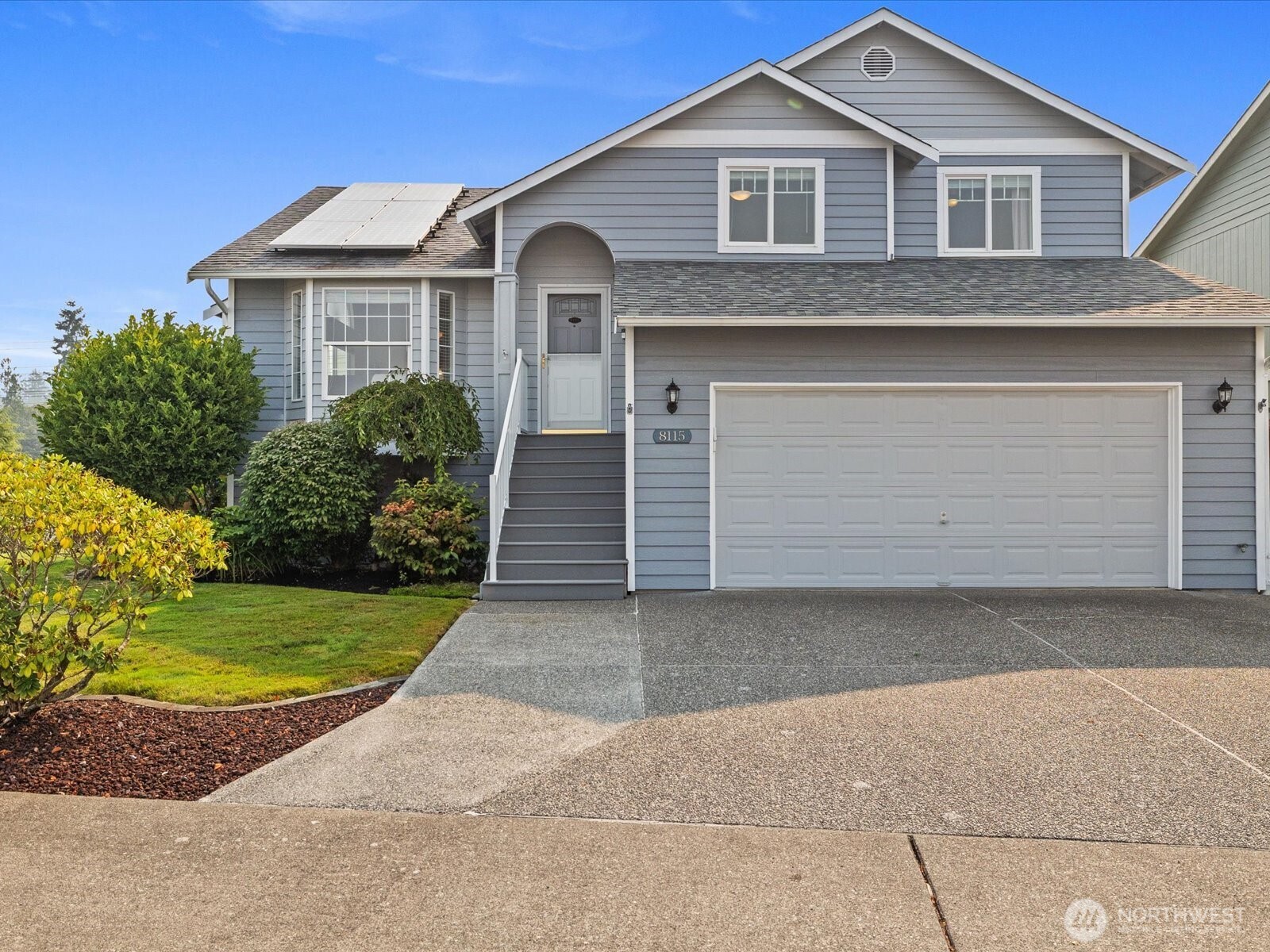 8115 80th Drive Property Photo 1