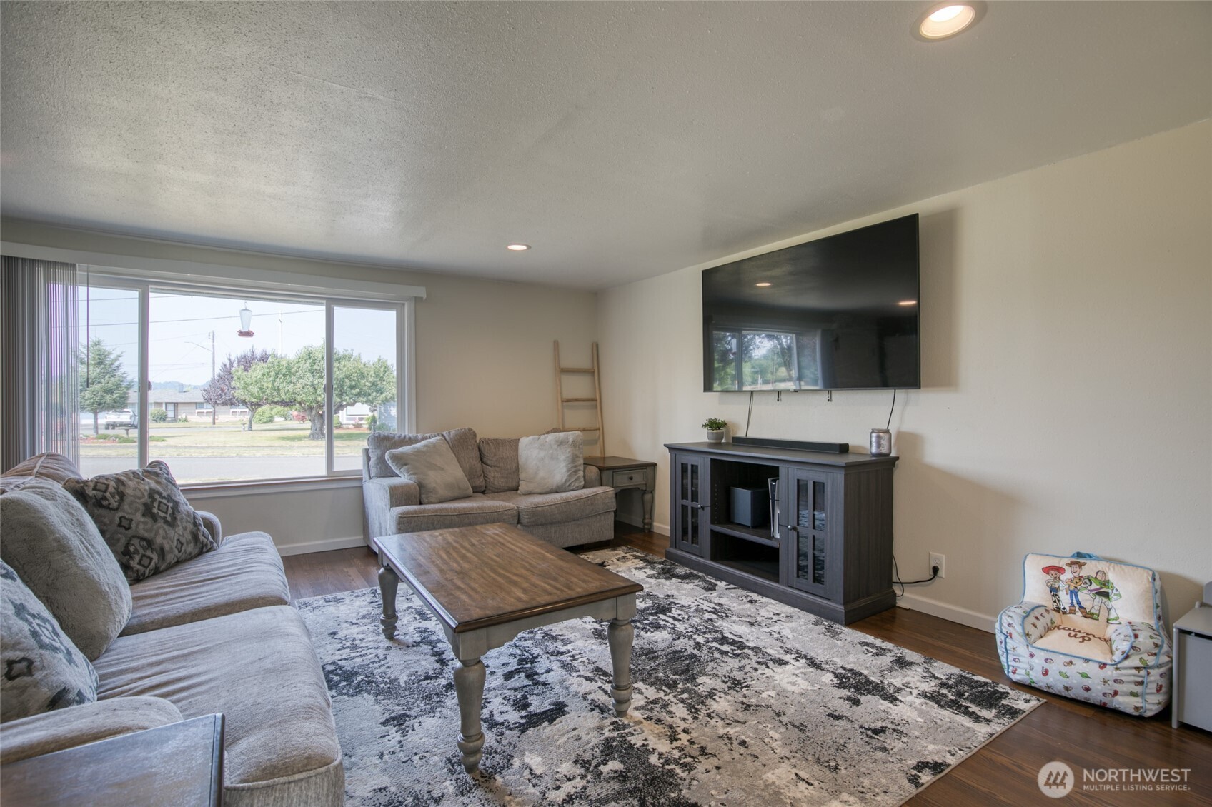 118 Alder Drive Property Photo 16
