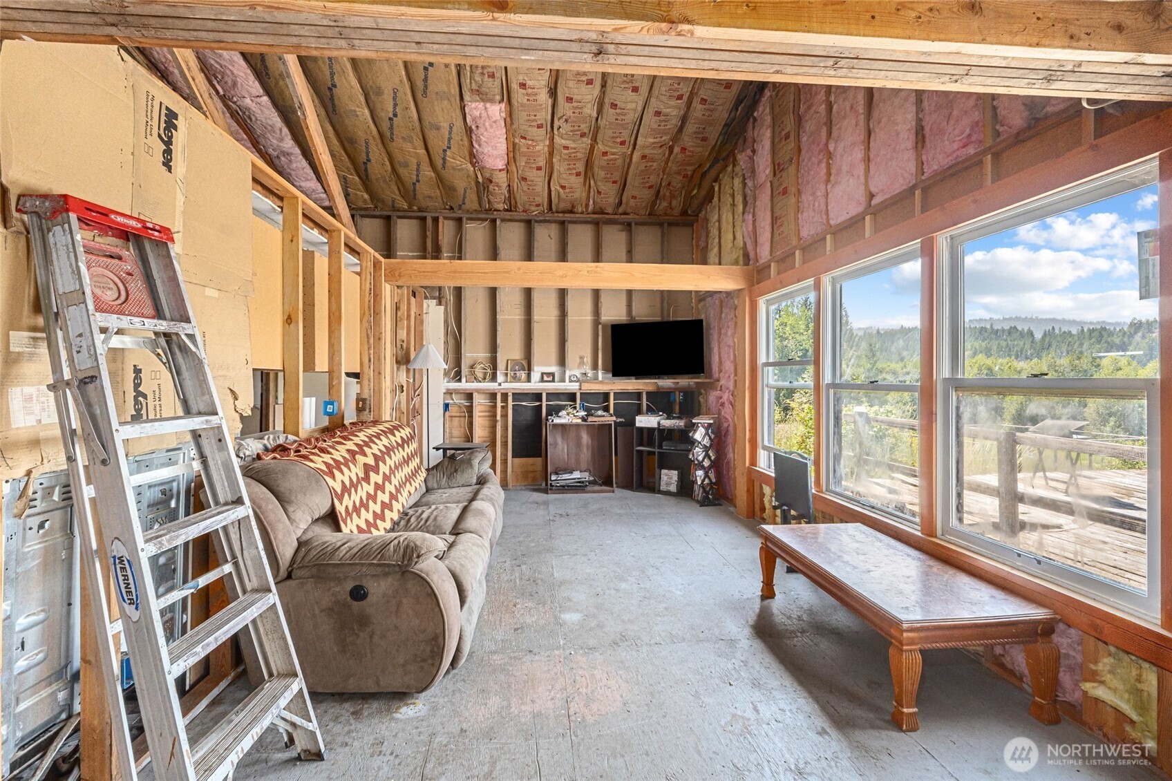 1622 I Clugston Onion Creek Road Property Photo 9