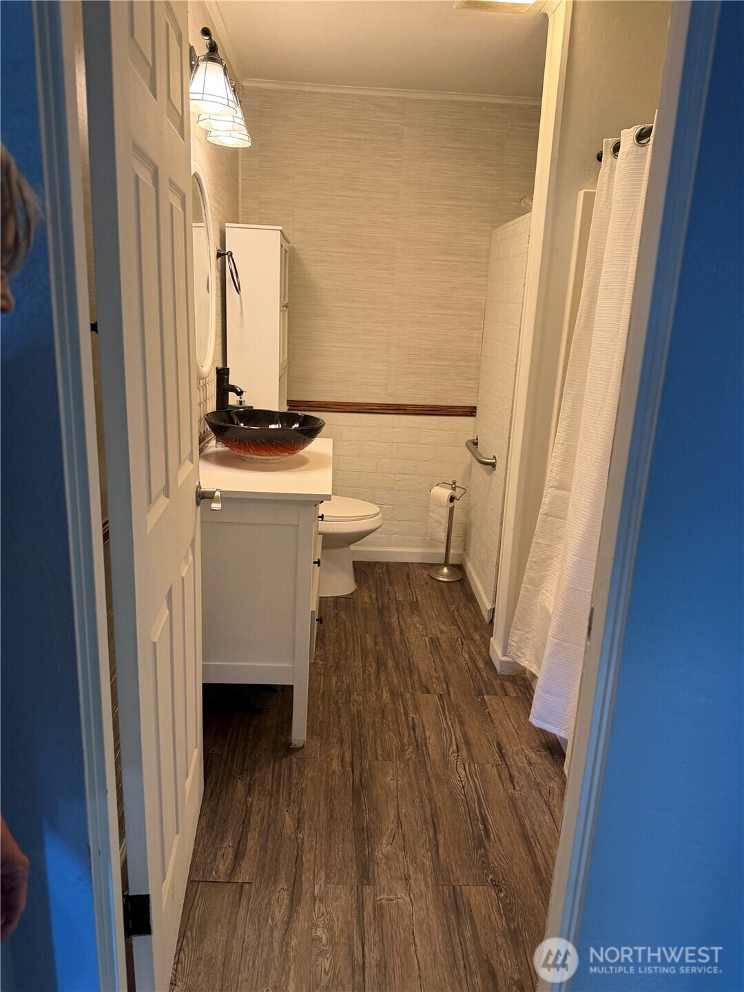 915 Thomas Street Property Photo 18