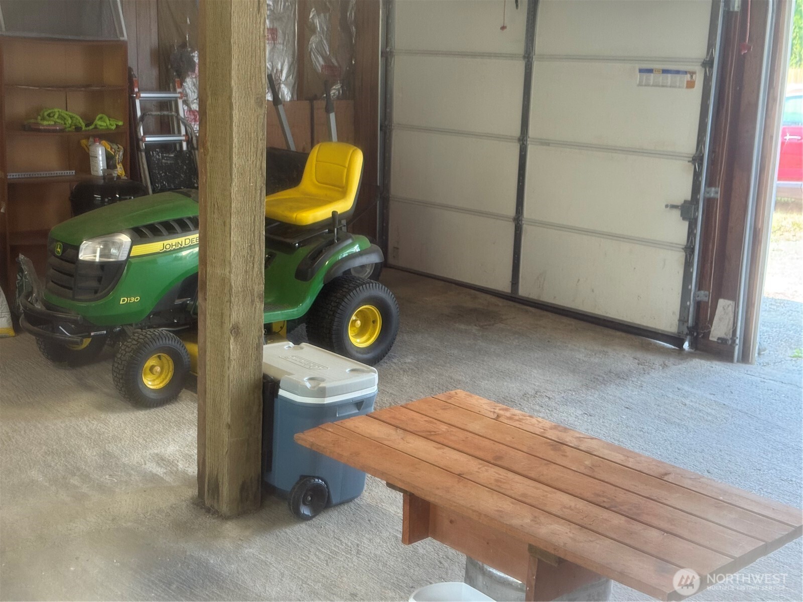 915 Thomas Street Property Photo 31