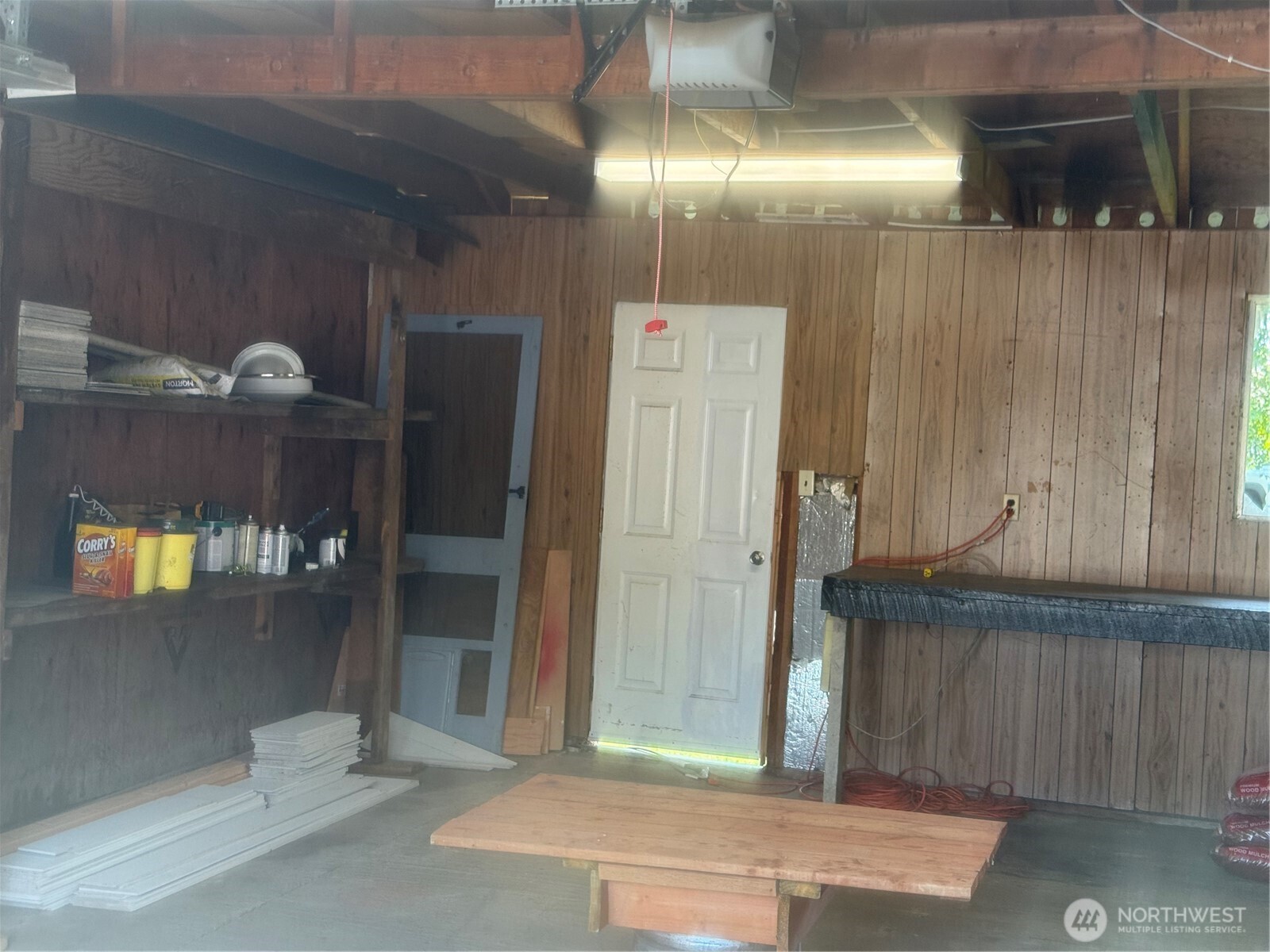 915 Thomas Street Property Photo 32