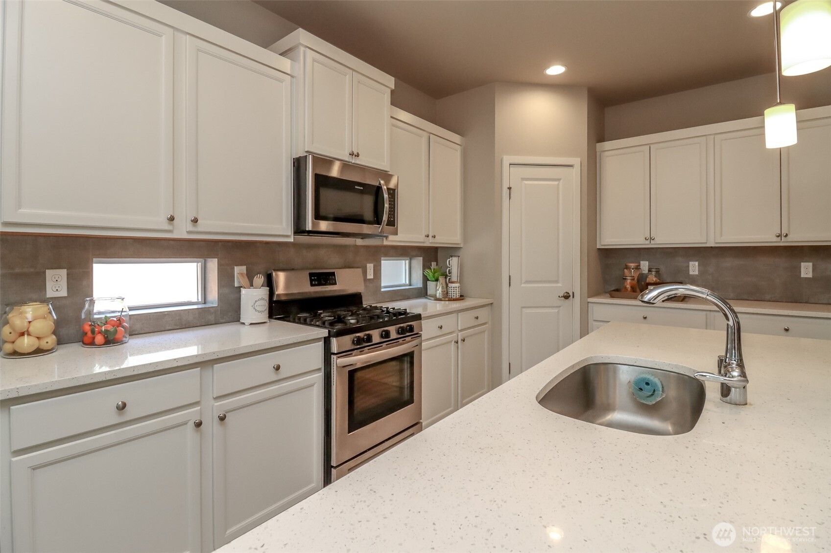 2707 179th Street Property Photo 19