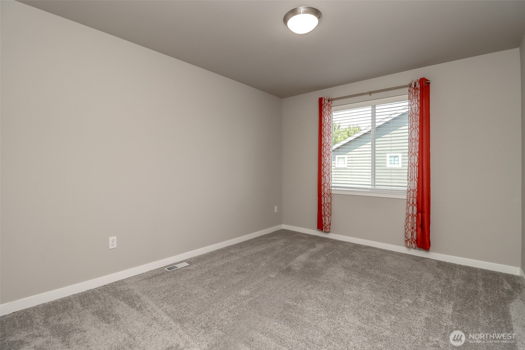 2707 179th Street Property Photo 37