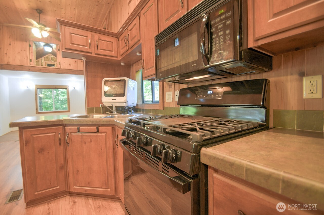 1546 Reservation Road 11 Property Photo 10