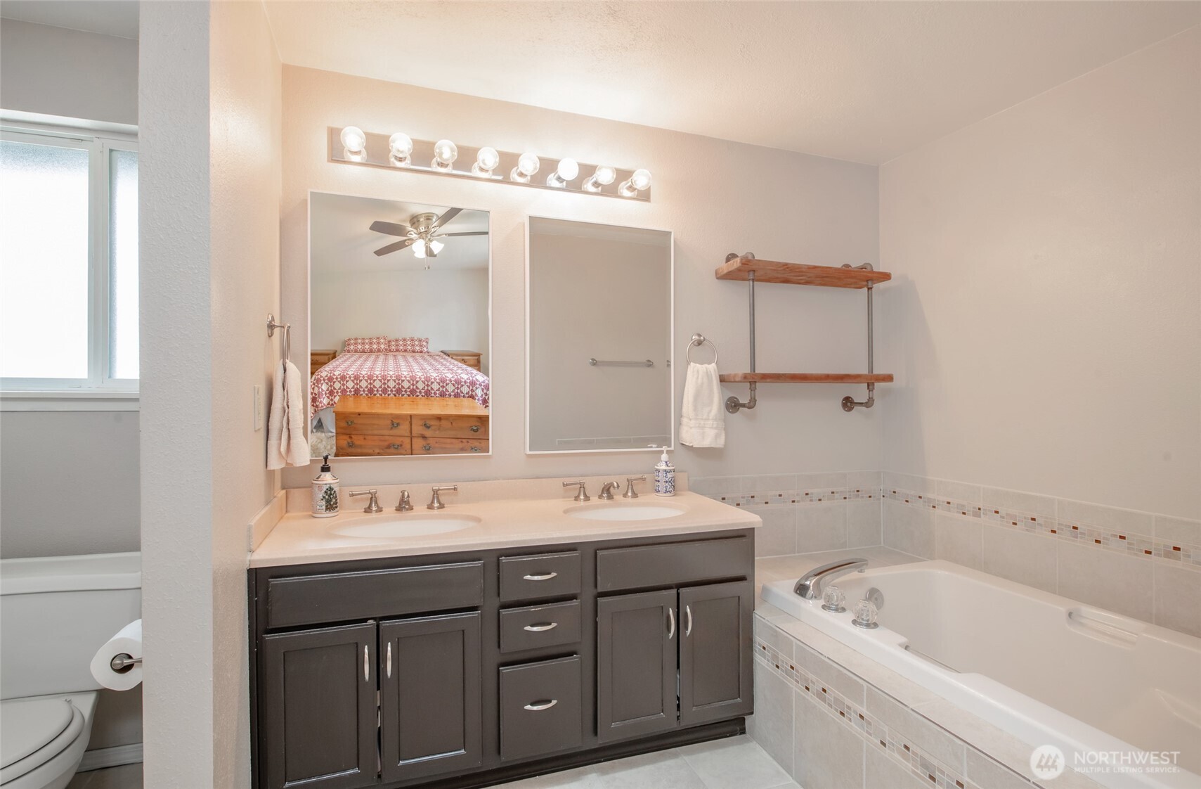22605 115 Street Ct Property Photo 19