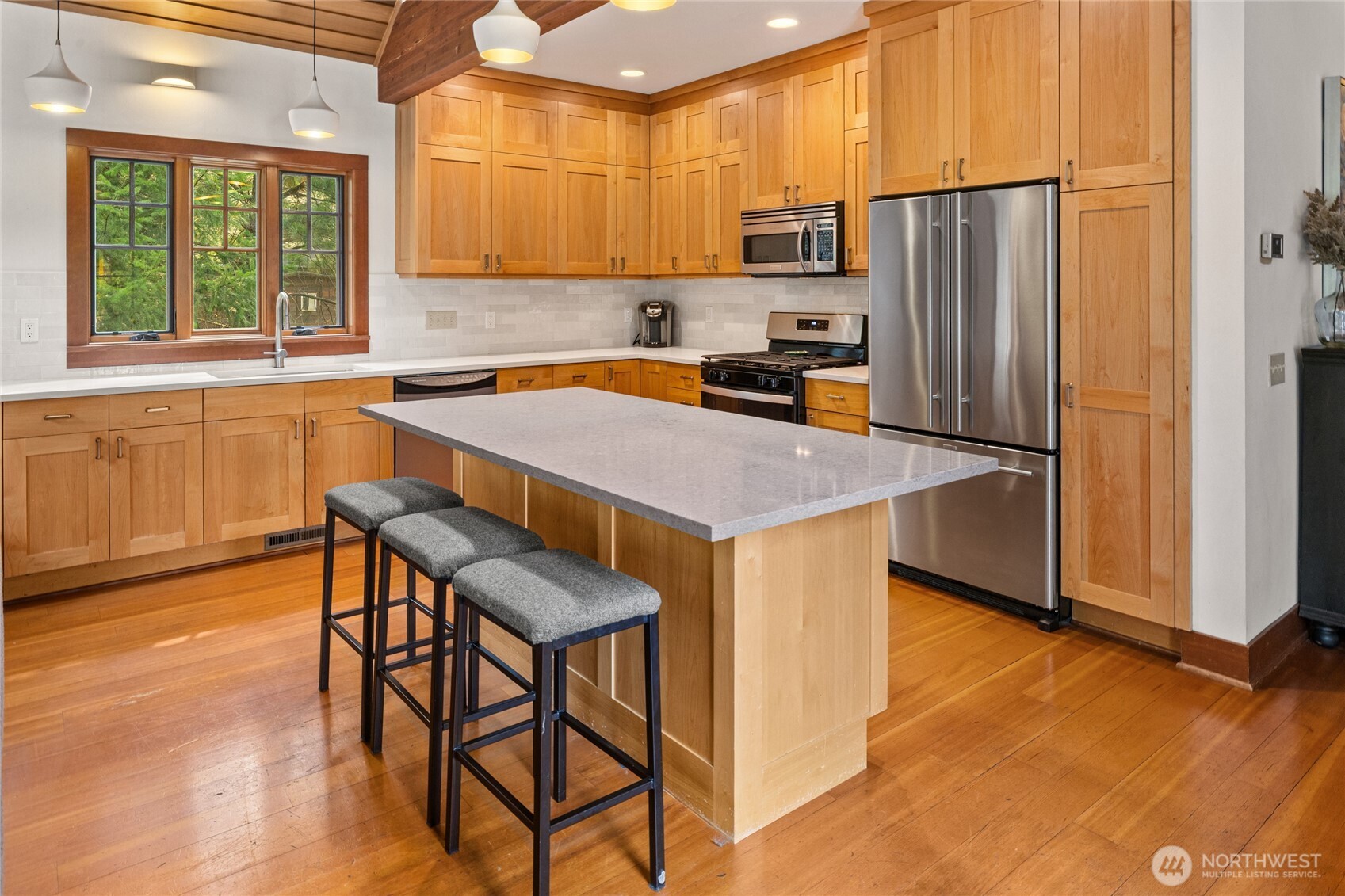 321 Equinox Drive Property Photo 13