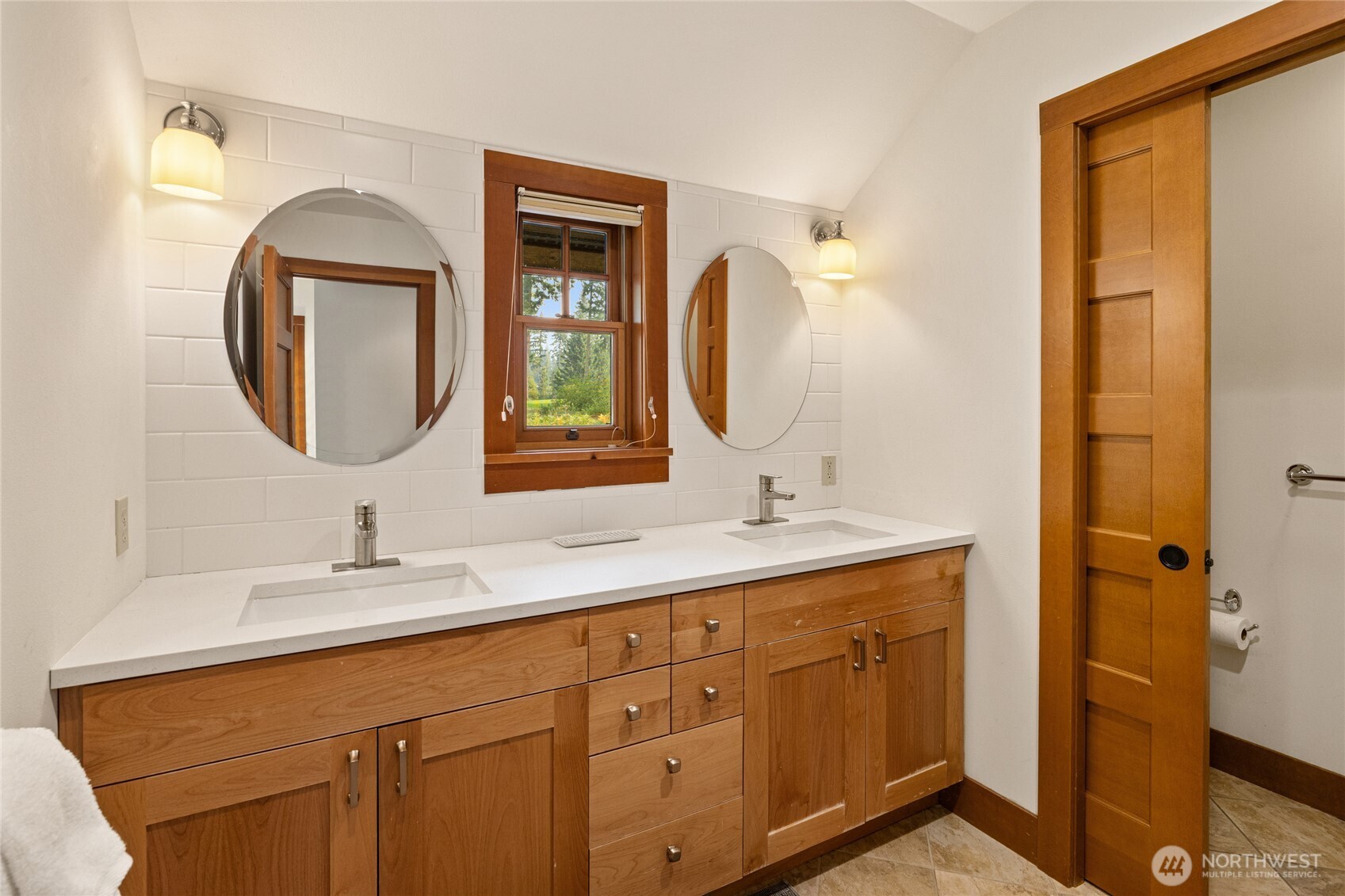 321 Equinox Drive Property Photo 19