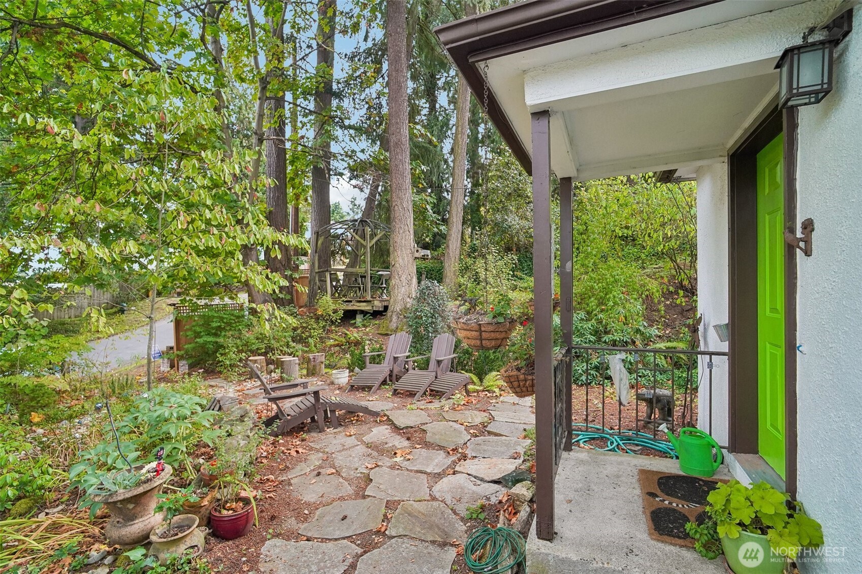 10747 56th Avenue Property Photo 2