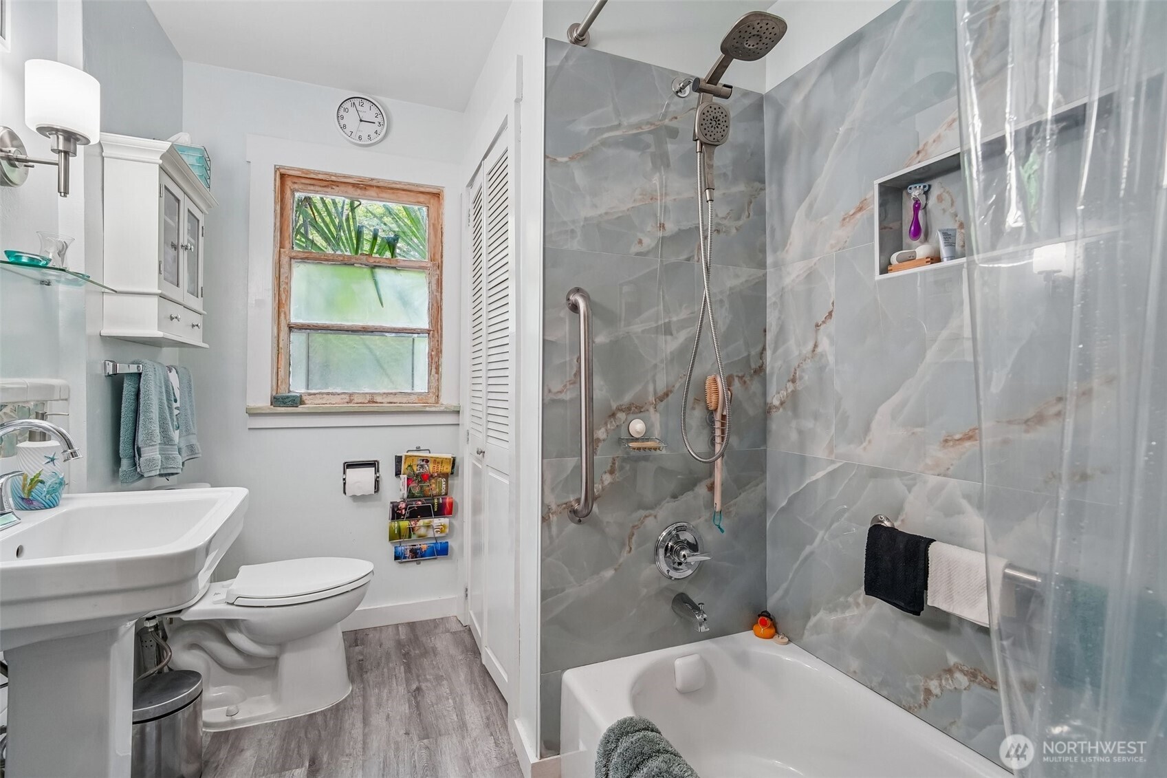 10747 56th Avenue Property Photo 17