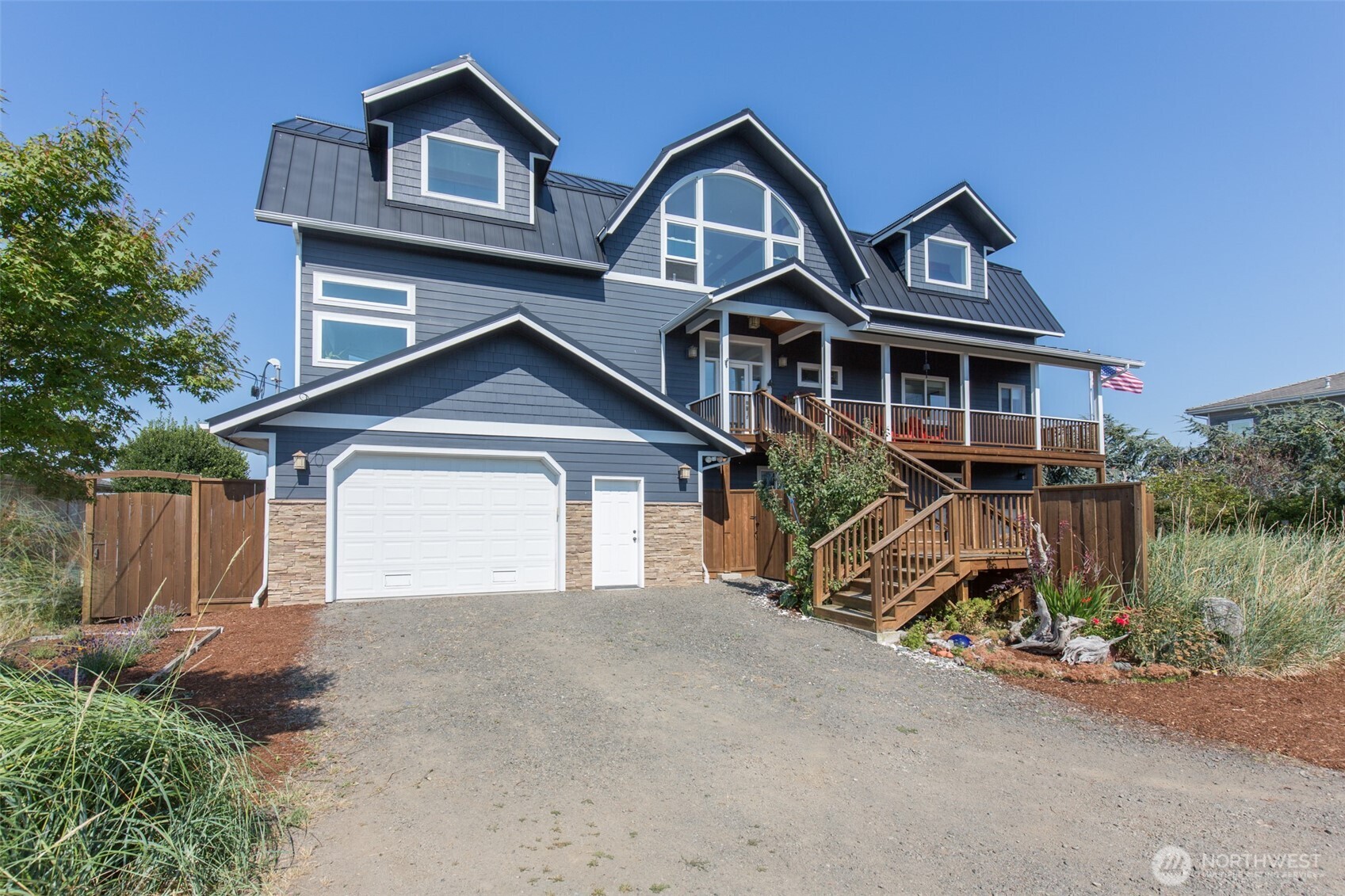 1321 Three Crabs Road Property Photo 1
