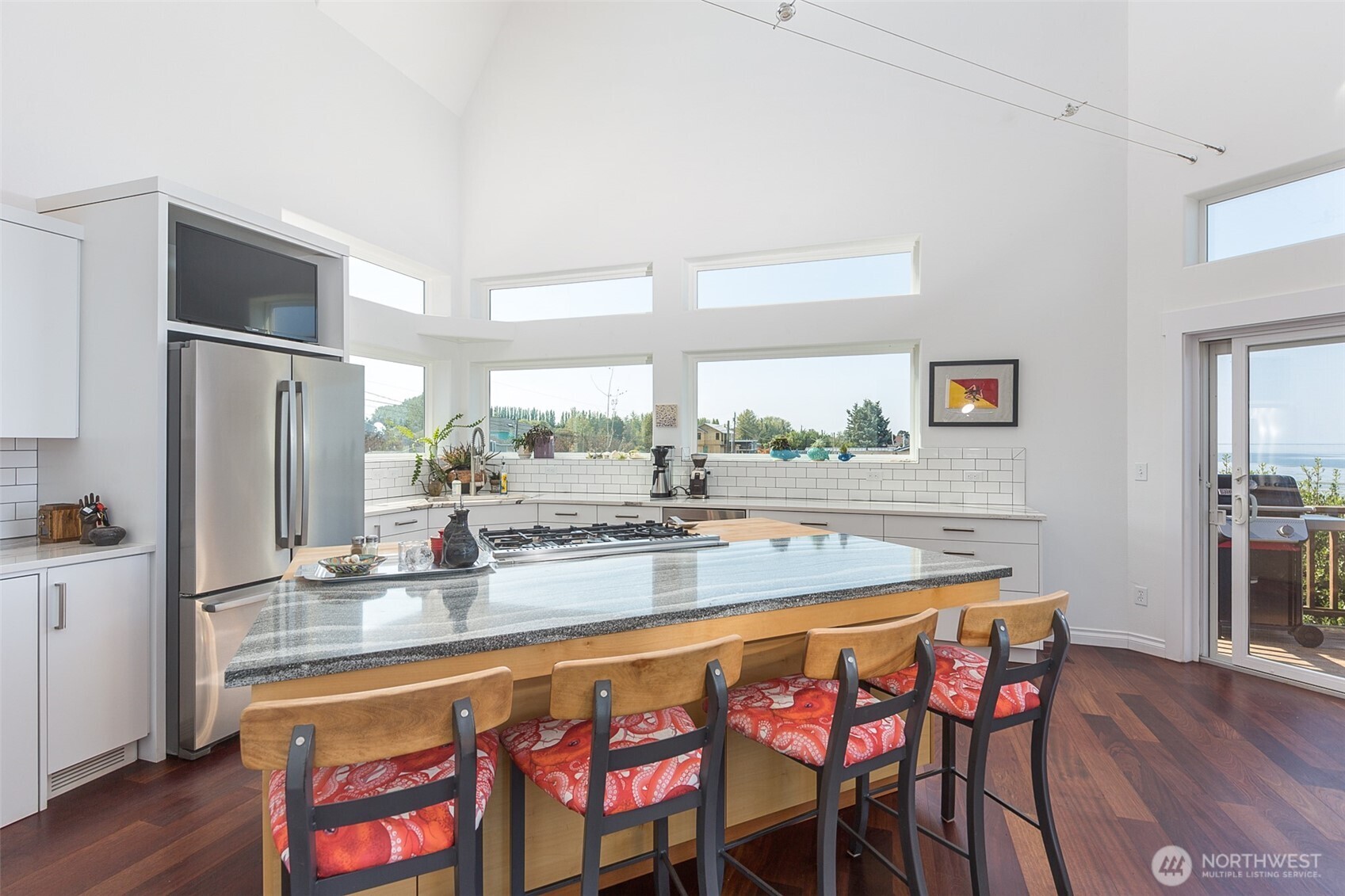 1321 Three Crabs Road Property Photo 13