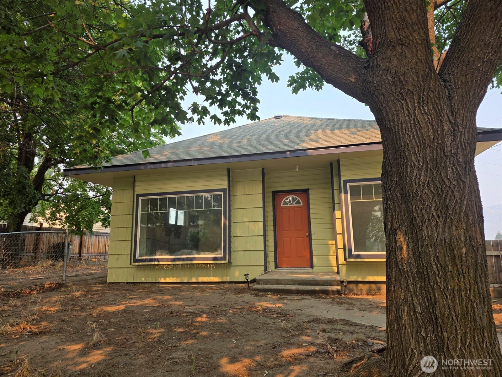 815 16th Avenue Property Photo 1