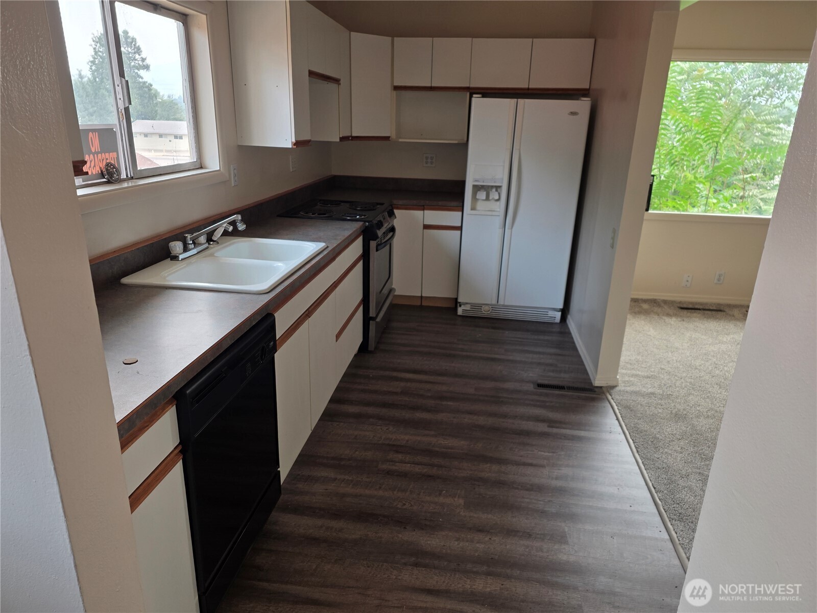 815 16th Avenue Property Photo 3