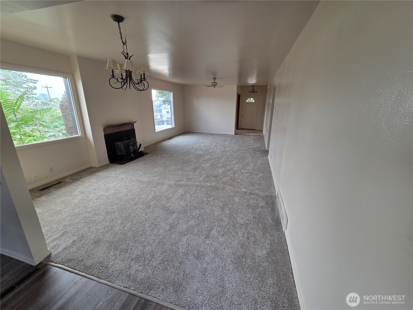 815 16th Avenue Property Photo 4