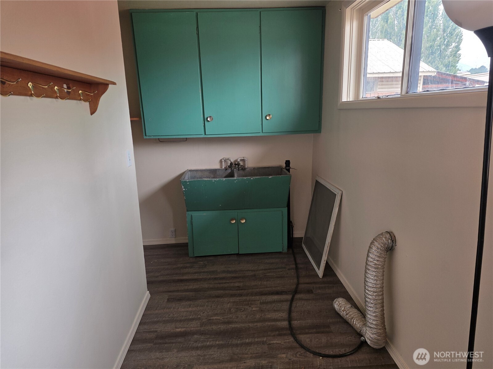815 16th Avenue Property Photo 7