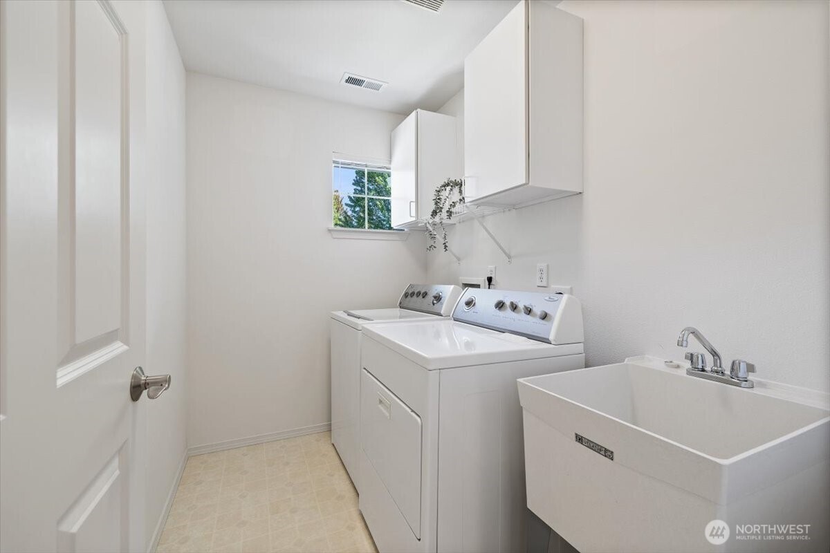 8101 229th Drive Property Photo 32