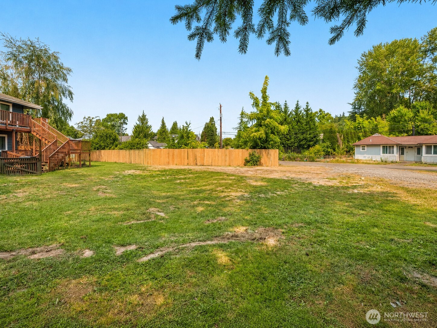 11813 44th Place Property Photo 8